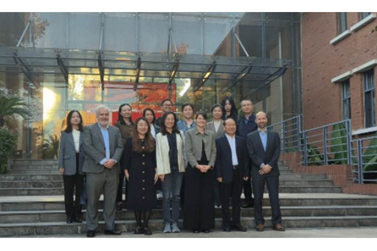 英国亚伯大学到访文华学院，开启文化交流与合作新篇章