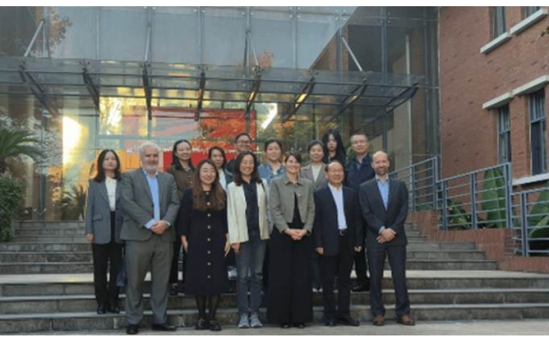 英国亚伯大学到访文华学院，开启文化交流与合作新篇章